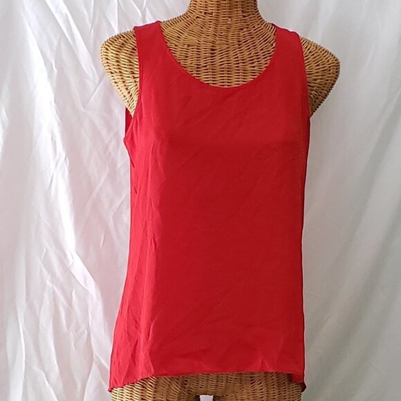Ladies EXPRESS Silky Shirt w/open back in Red - SP - Picture 1 of 4
